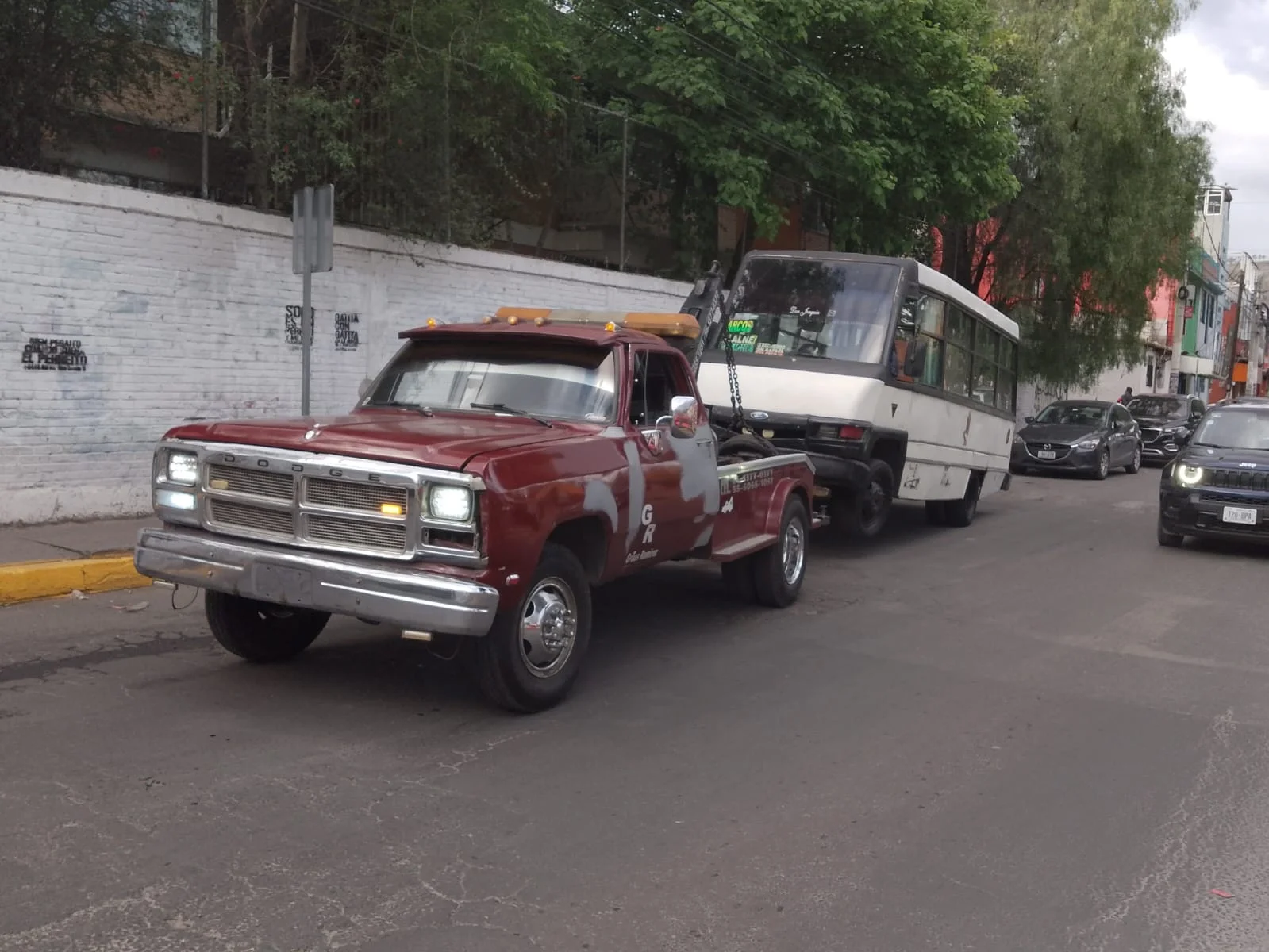 Tractocamiones y Equipo Pesado